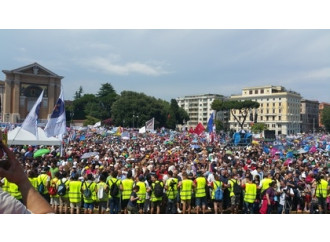 Il popolo della famiglia è più vivo che mai
e manda un messaggio a politici e vescovi